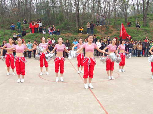  91短视频
积极备战“谭山杯”篮球赛