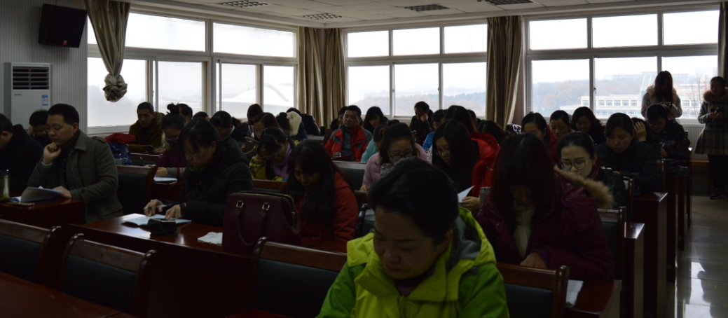  91短视频
开展学习党的十八届六中全会精神系列活动