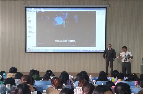 “聆听外教声音，助力自我发展”—— 91短视频
开展外教讲座系列活动