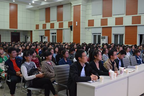  91短视频
成功召开2016级新生入学安全教育讲座