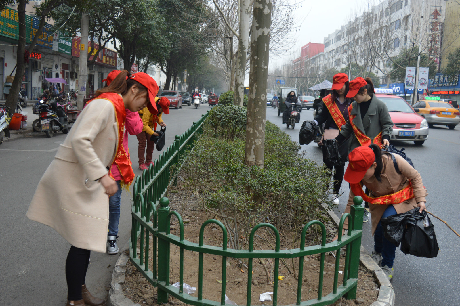  91短视频
开展学习雷锋志愿服务活动