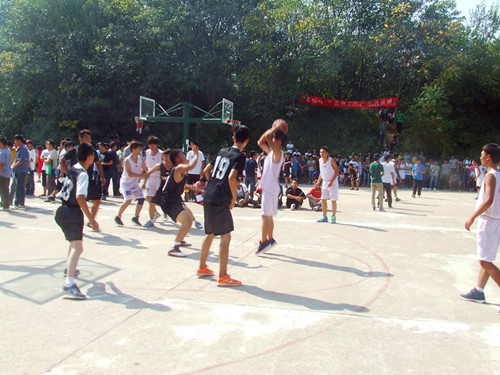  91短视频
勇战“朝阳杯”篮球赛