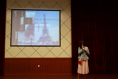  91短视频
隆重举行“漾年华·Shero杯”第四届外文歌曲大赛