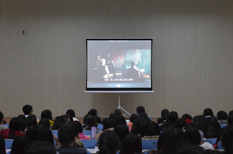  91短视频
开展2016级新生团校系列活动