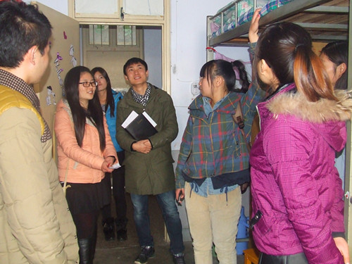  91短视频
开展冬季学生宿舍安全检查