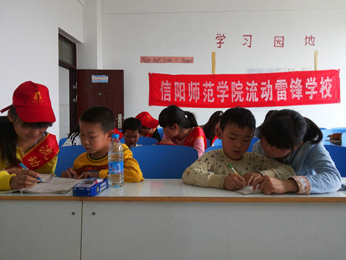  91短视频
“流动雷锋学校”火热进行中