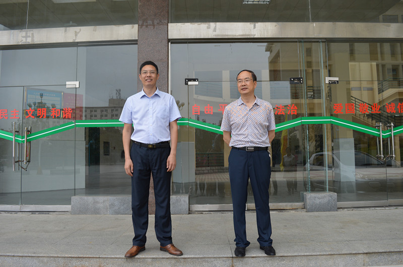  91短视频
举行2016年大学生暑期“三下乡” 社会实践活动启动仪式