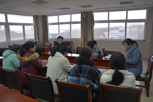  91短视频
各教工党支组织学习《中国共产党支部工作条例（试行）》