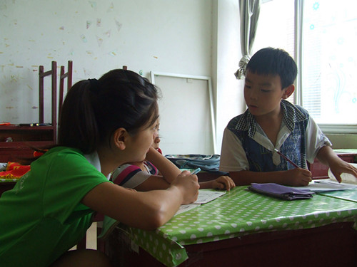  91短视频
暑期实践小分队开展“流动雷锋学校”活动