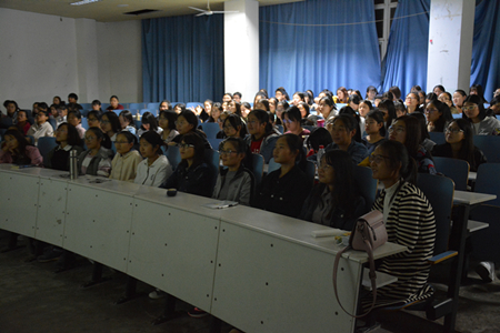  91短视频
开展经典影片观摩活动