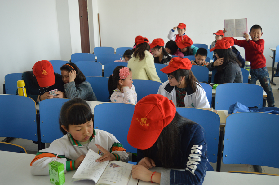  91短视频
义务辅导活动温情开展