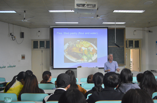  91短视频
成功举行外籍教师系列讲座 